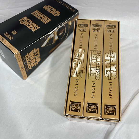 Vintage Star Wars Trilogy Special Gold Edition 1997 Vhs Box Set Factory Sealed - Picture 8 of 11